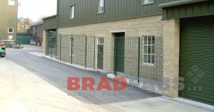 Any type of fencing - call Bradfabs