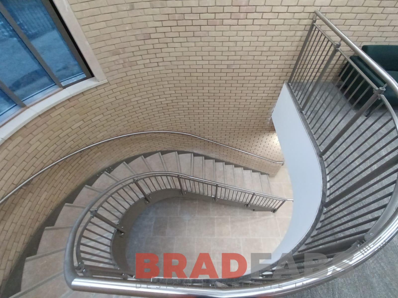 Helix staircase by bradfabs with vertical bar balustrade