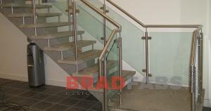 Staircase Balustrade in Stainless Steel and Glass