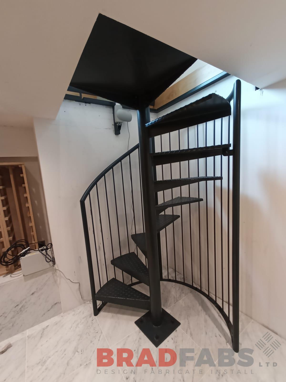 Bradfabs, spiral staircase, bespoke staircase, internal staircase, mild steel and powder coated staircase, vertical bar balustrade, durbar treads 
